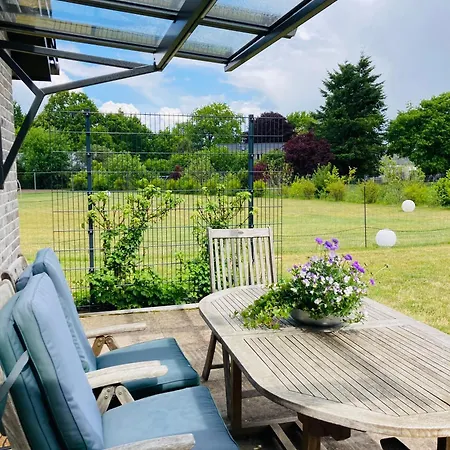 Haus Der Ruhe Zw. Den Meeren بيت للعطل Heidmuhlen